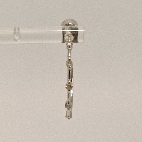 Single Hoop White Gold Earing With Real Diamond Stamped 18k 1